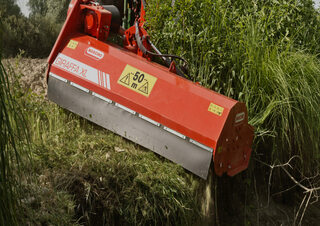 агрегати для мульчування Maschio Giraffa XL SE 200