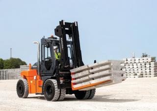Автонавантажувач дизельний Toyota THD3600-24
