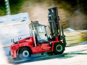 Автонавантажувач дизельний Kalmar DCG 120-6
