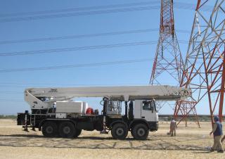 Телескопічні підйомники Автовишки з телескопічною стрілою Bronto Skylift SI140HDT-C 