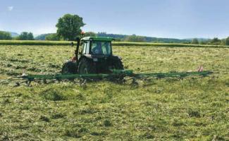 барабанні сіноворушилки DEUTZ-FAHR CoM 5521