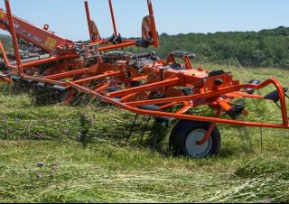 барабанні сіноворушилки Kuhn GF 10803