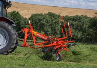 барабанні сіноворушилки Kuhn GF 8703