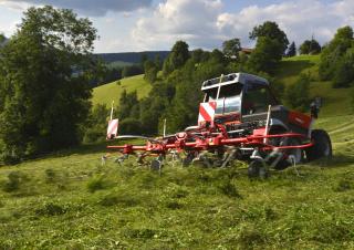 барабанні сіноворушилки Lely Lotus 675 Stabilo AWS