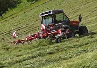 барабанні сіноворушилки Lely Lotus 900 Profi