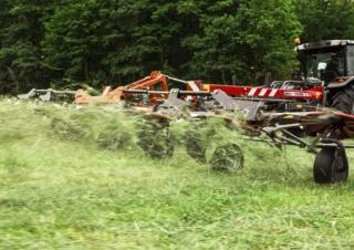 барабанні сіноворушилки Massey Ferguson TD1028X TRC