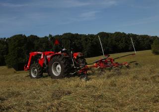 барабанні сіноворушилки Massey Ferguson TD404 DN