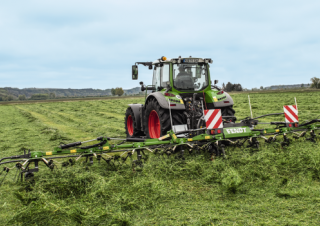 барабанні сіноворушилки Fendt Twister 11010 DN