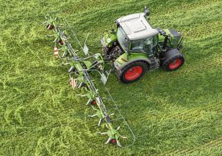 барабанні сіноворушилки Fendt Twister 11010 DN