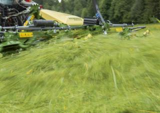 барабанні сіноворушилки Krone Vendro 620 Highland