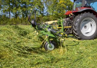 барабанні сіноворушилки Krone Vendro 620 Highland