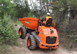 Колісні самоскиди Ausa D 1001 APG