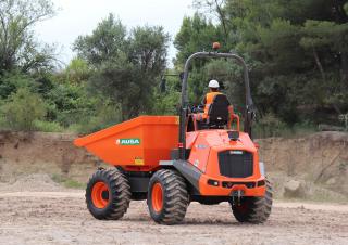 Колісні самоскиди Ausa D 1001 APG