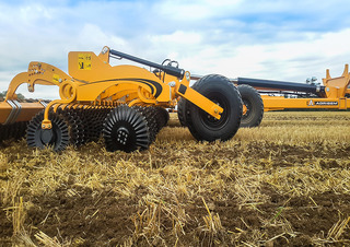 Дисково-цинкова борона Agrisem Disc-O-Mulch Gold 10.00 