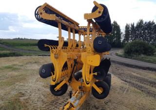 Дисково-цинкова борона Agrisem Disc-O-Mulch Gold 10.00 extra++