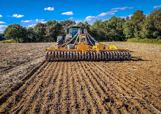 Дисково-цинкова борона Agrisem Disc-O-Mulch Gold 6.00 
