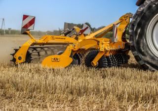 Дисково-цинкова борона Agrisem Disc-O-Mulch R 4.00 