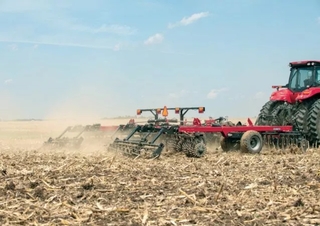 Дисково-цинкова борона Case IH True-Tandem 335 VT 34