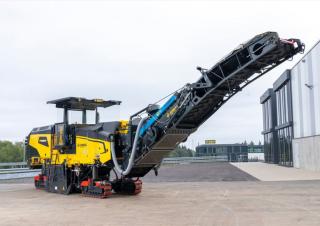 Дорожня фреза Bomag BM 2200/65