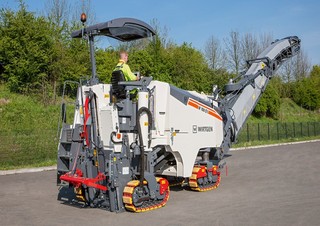 Дорожня фреза Wirtgen W 100 CF