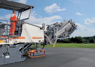 Дорожня фреза Wirtgen W 200 Hi