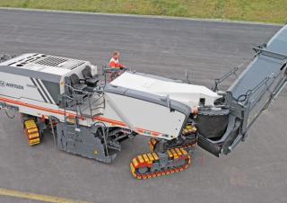 Дорожня фреза Wirtgen W 250 i