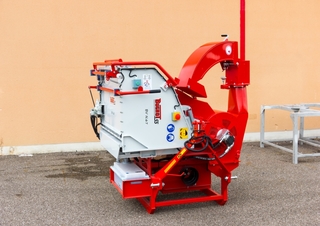Утилізація відходів дробарки для деревних відходів Bugnot BV-N 67 56 XL