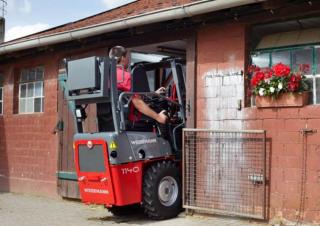 Дворовий навантажувач Weidemann 1140