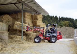 Дворовий навантажувач Weidemann 1380