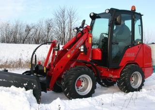 Дворовий навантажувач Schäffer 2345