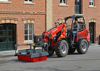Дворовий навантажувач Schäffer 2630 T SLT