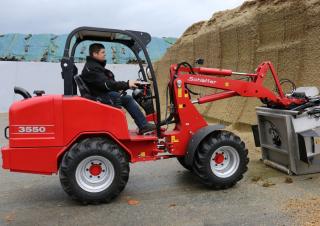 Дворовий навантажувач Schäffer 3550