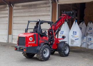 Дворовий навантажувач Schäffer 3650 T SLT 