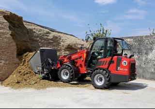 Дворовий навантажувач Schäffer 4670 T-3
