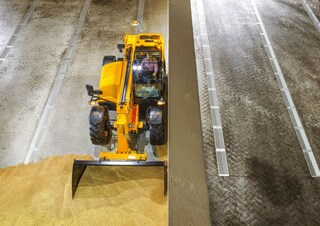 Дворовий навантажувач JCB 536-95 AGRI