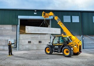 Дворовий навантажувач JCB 536-95 AGRI