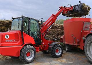 Колісні навантажувачі Schäffer 6680 T