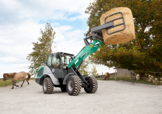 Дворовий навантажувач Kramer KL33.5L