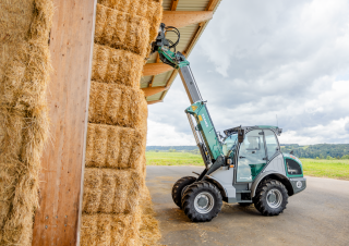 Дворовий навантажувач Kramer KL33.8T