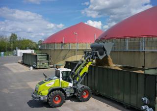 Дворовий навантажувач Claas Torion 1177