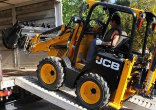 Екскаватор-навантажувач JCB 1CX