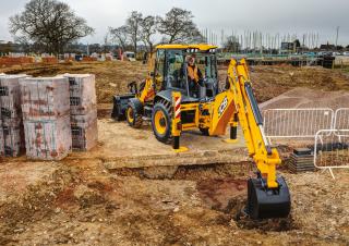 Екскаватор-навантажувач JCB 3CX Plus