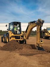 Екскаватор-навантажувач Caterpillar 444E 4x4