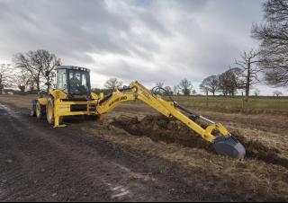 Екскаватор-навантажувач New Holland B110C TC