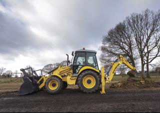 Екскаватор-навантажувач New Holland B110C TC