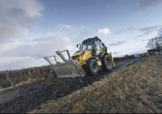 Екскаватор-навантажувач New Holland B110C TC