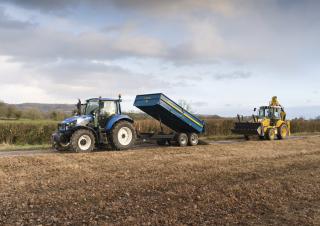 Екскаватор-навантажувач New Holland B110C TC