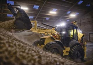 Екскаватор-навантажувач New Holland B115C