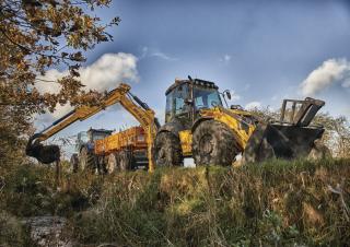 Екскаватор-навантажувач New Holland B115C