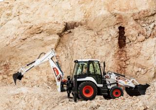 Екскаватор-навантажувач Bobcat B730